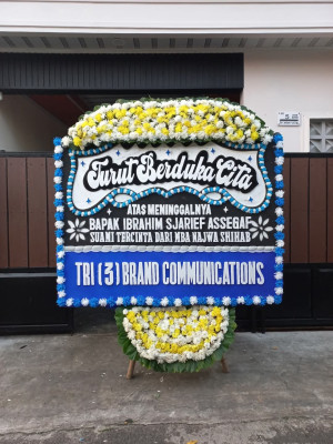 Papan Bunga Duka di Pare